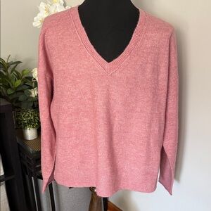 Lucky Brand sweater size L Muffled rose